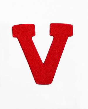 Lettre V rouge - grande - en fil bouclette rouge - JBC