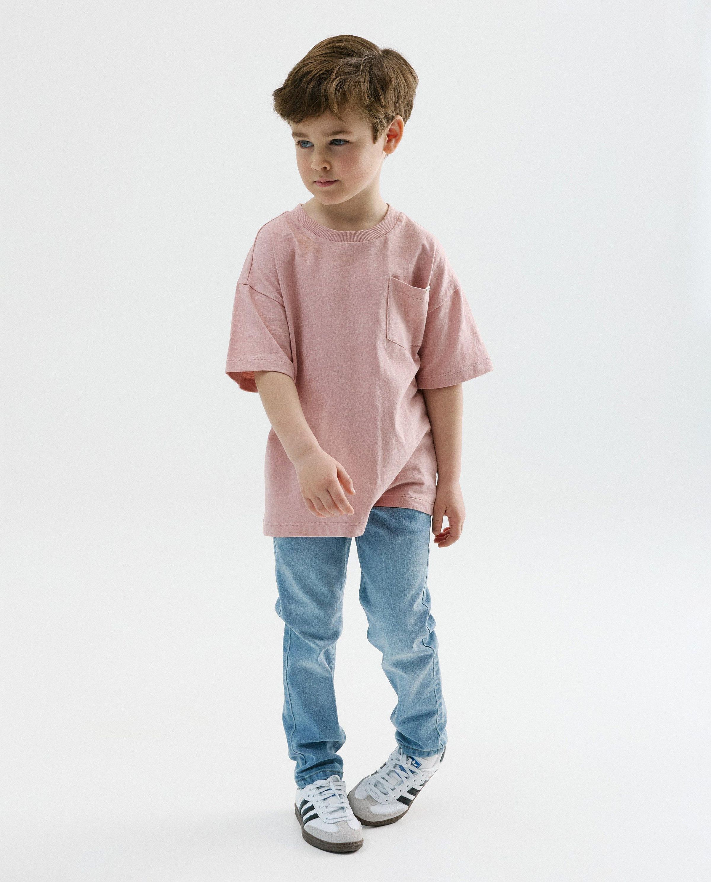 Lichtblauwe jeans, slim fit - in blauw - JBC