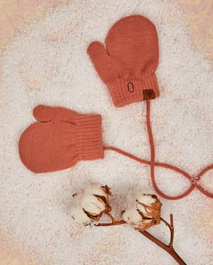 Roze wanten voor baby's, Studio Unique - personaliseerbaar - JBC