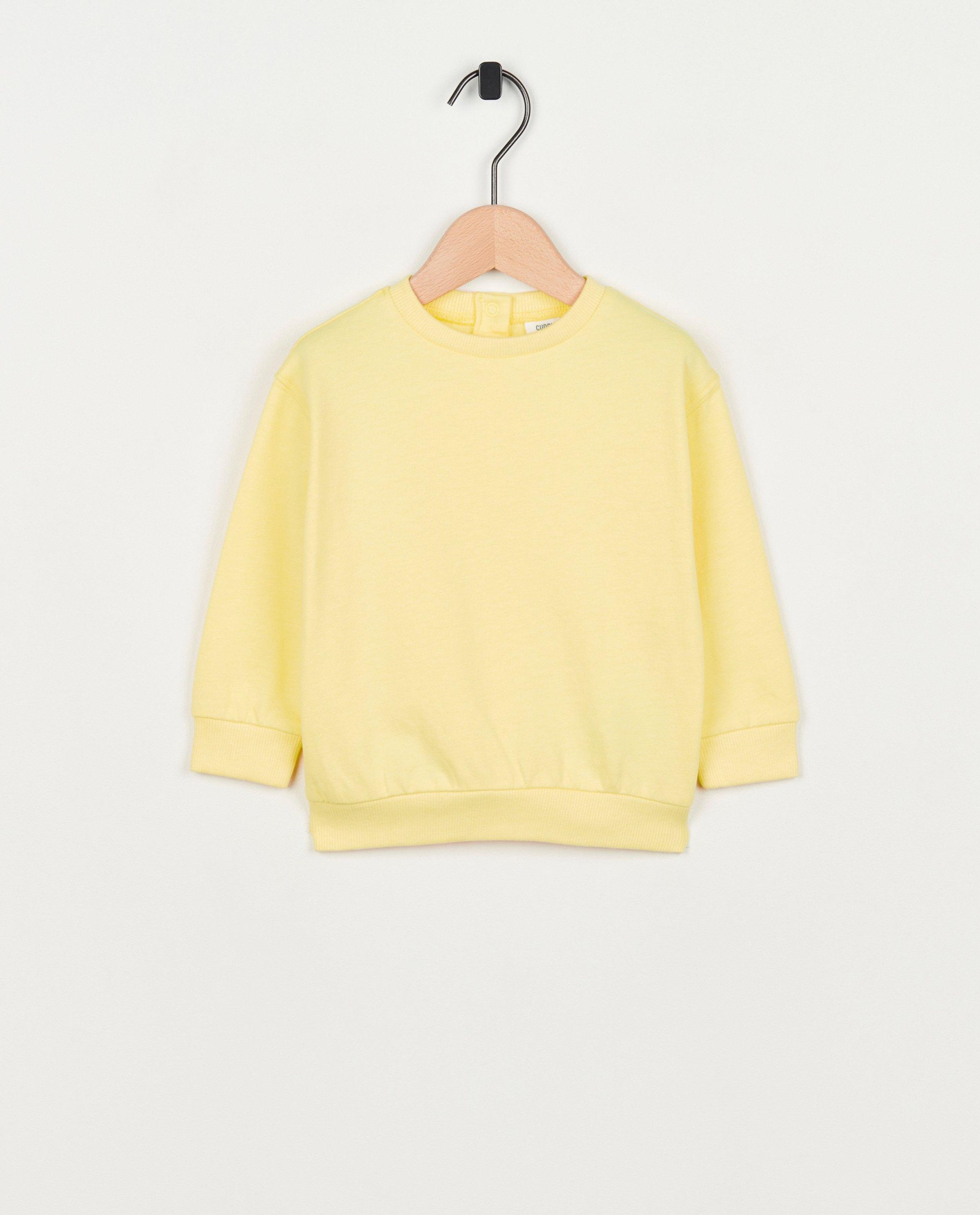 Gele sweater - Cuddles and Smiles