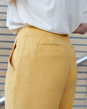 Pantalons - Pantalon jaune, coupe &agrave; jambes larges