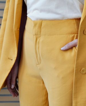 Pantalons - Pantalon jaune, coupe &agrave; jambes larges