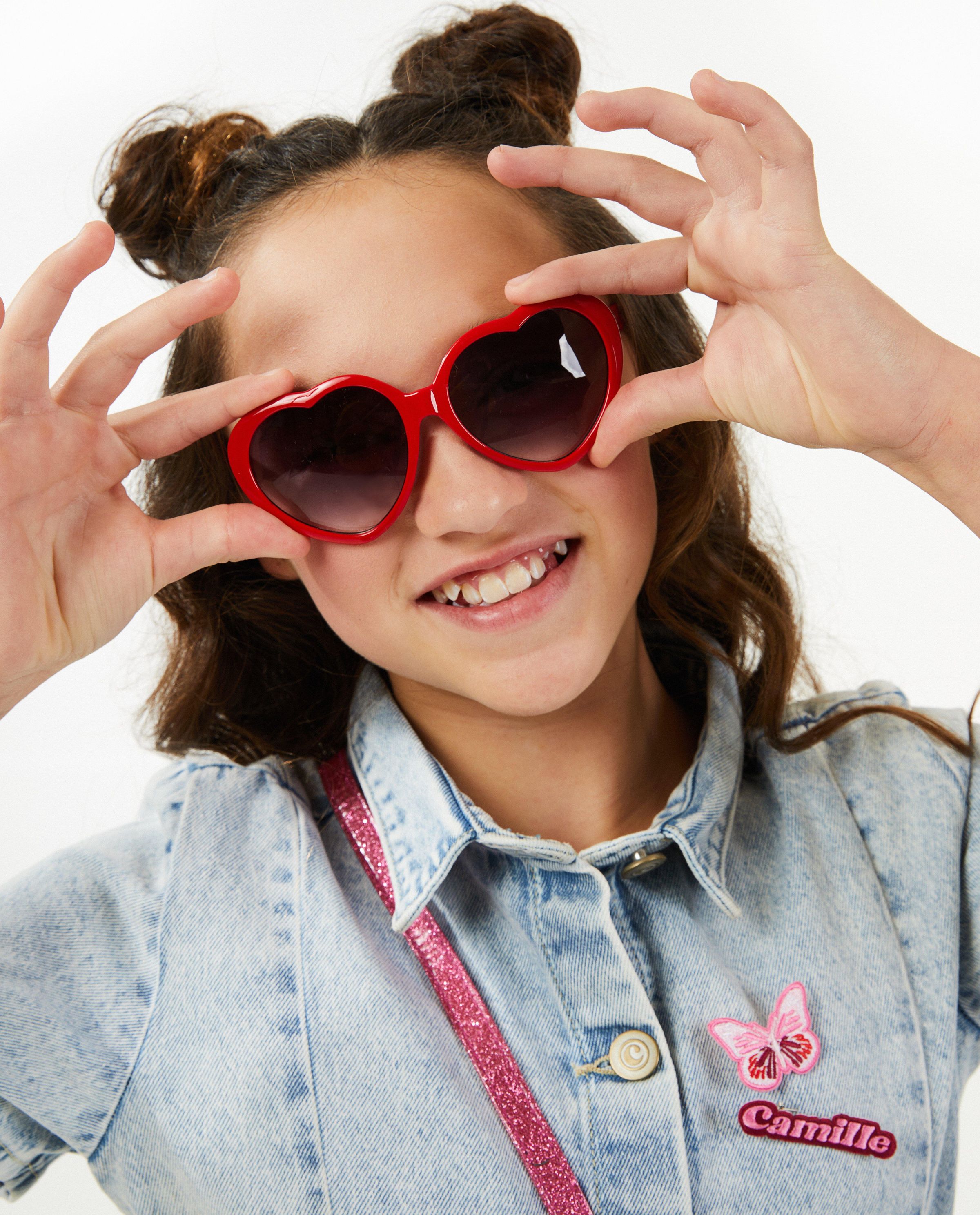 Lunettes de soleil en forme de c&oelig;ur - CAMILLE x JBC