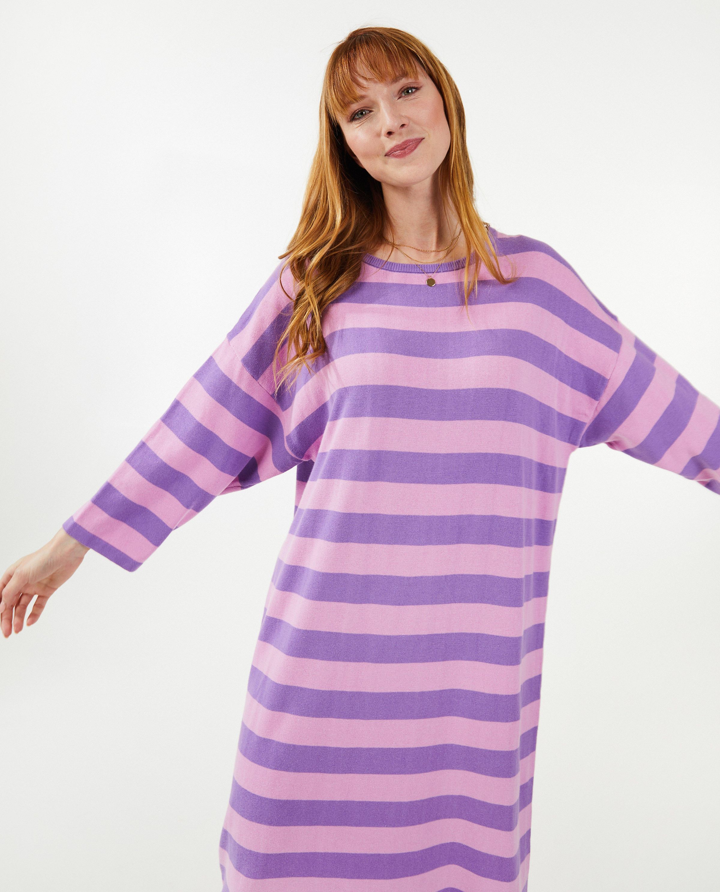 Robe violette &agrave; rayures - Sora