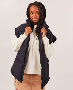 Poncho's en teddy's - Zwarte bodywarmer