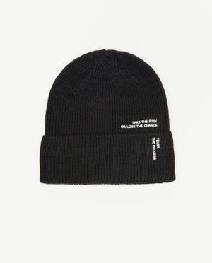 Gebreide muts met opschriften - Quarterback