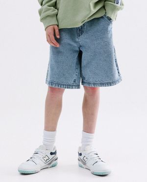 Shorts - Short en jean avec d&eacute;tails carpenter