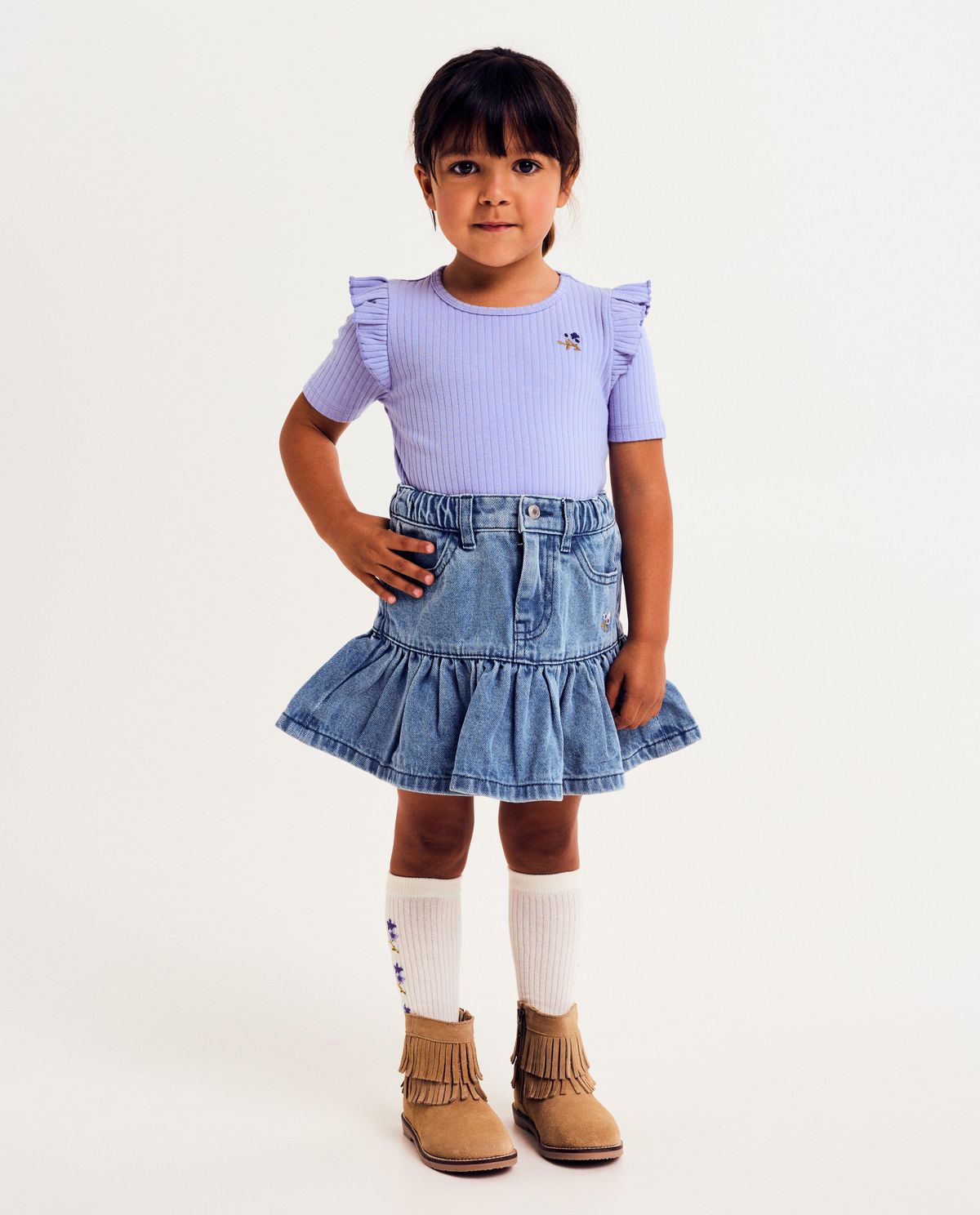 Jeansrok met geborduurde bloem