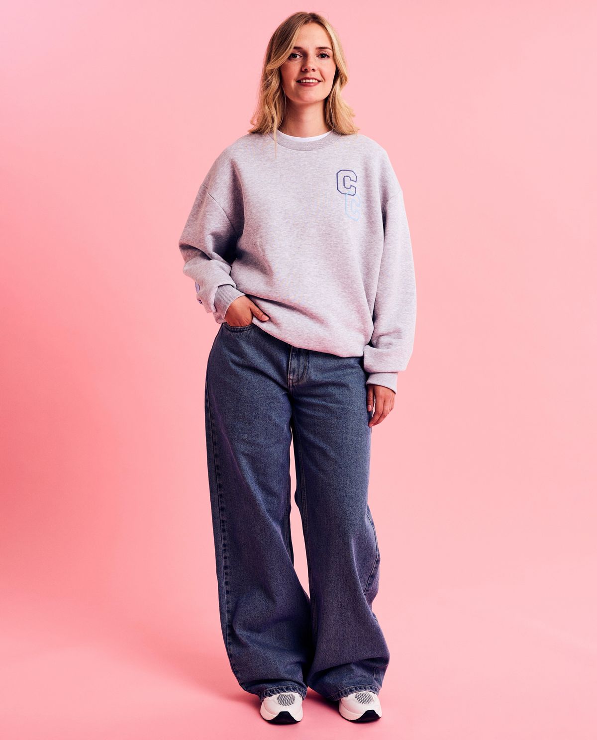 Jeans met geborduurd opschrift, wide fit, XS-XL