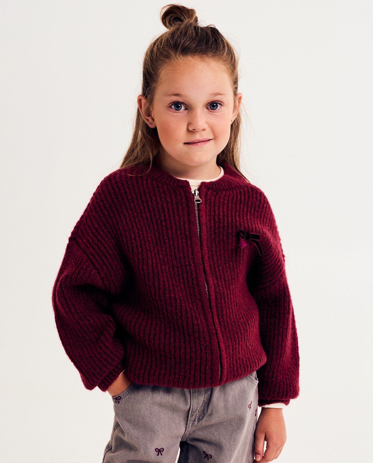 Bordeaux vest met strikje