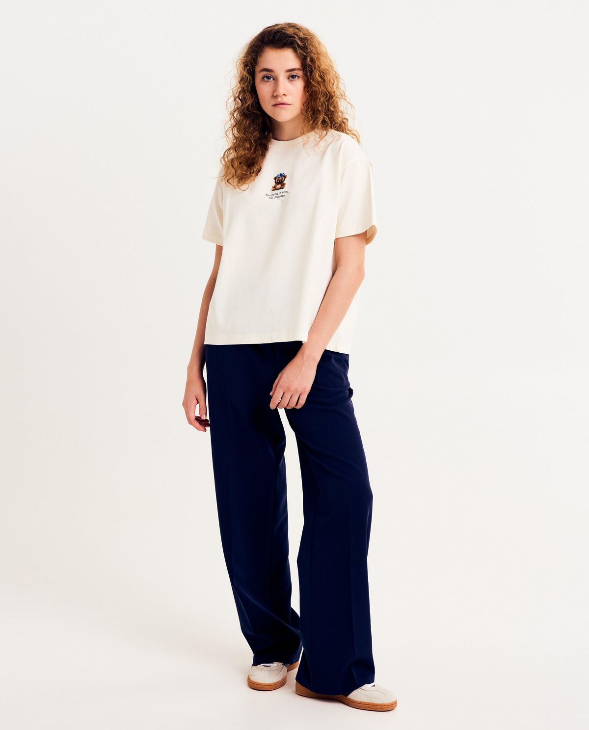 Donkerblauwe broek, wide fit