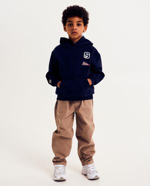 Sweats - Sweat &agrave; capuche avec &eacute;cussons brod&eacute;s