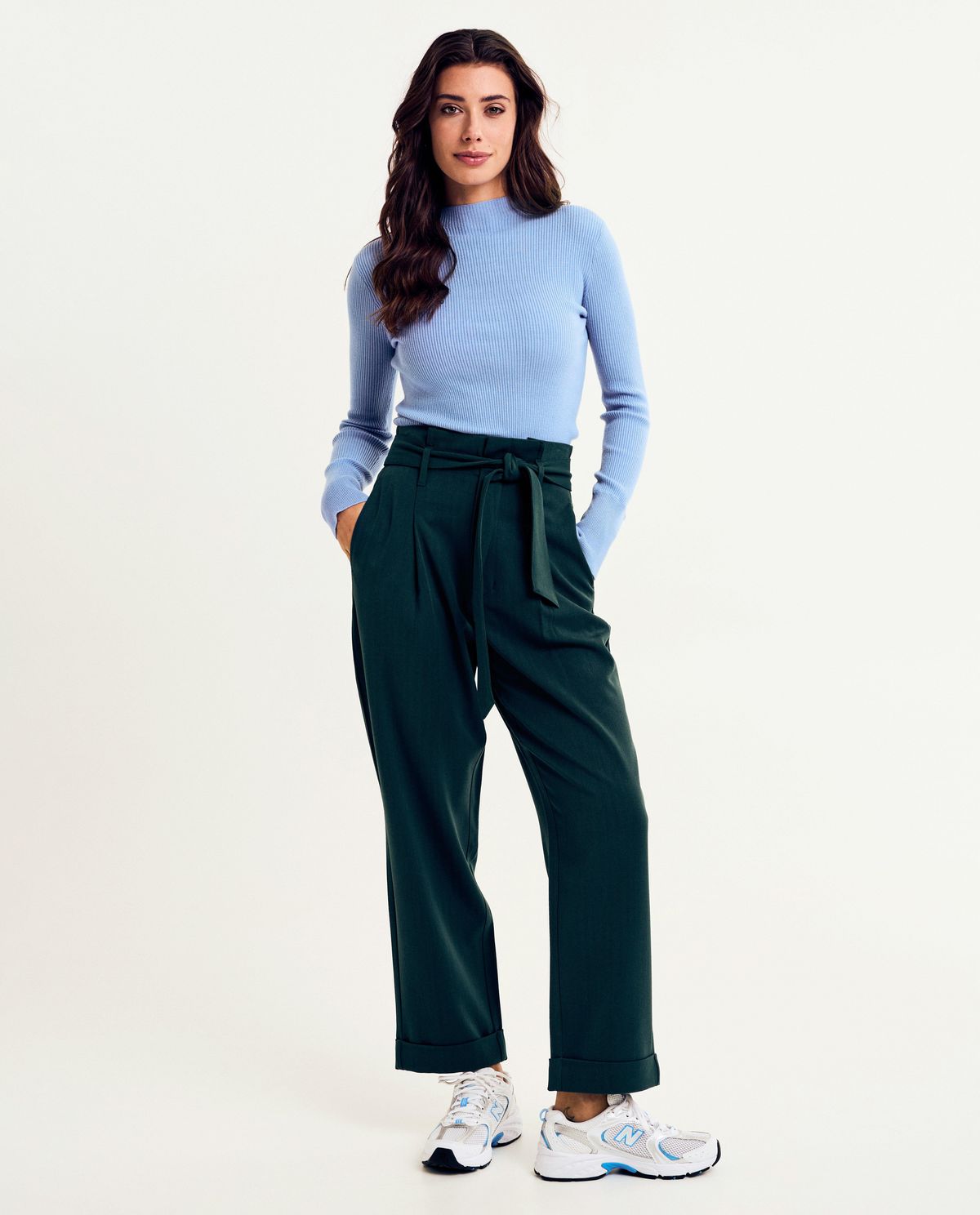 Donkergroene broek