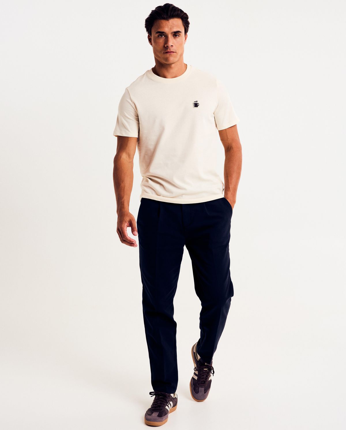 Donkerblauwe geklede broek