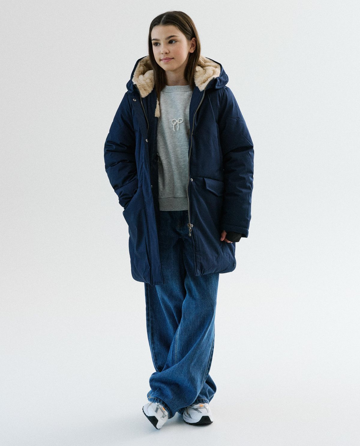 Donkerblauwe jas van gerecycleerd polyester