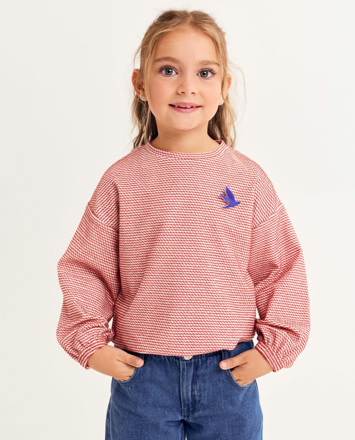 Biokatoenen longsleeve met broche