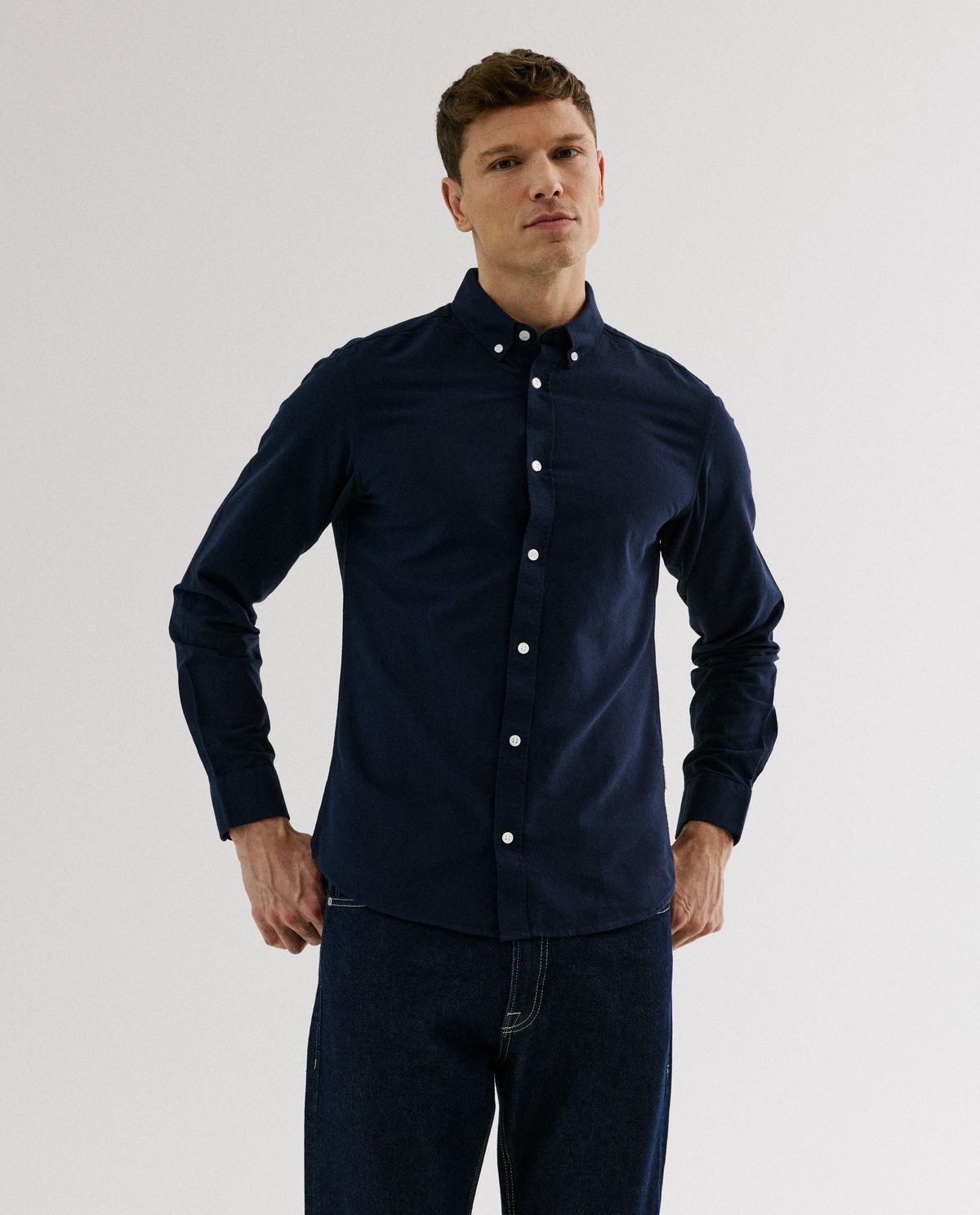 Donkerblauw hemd