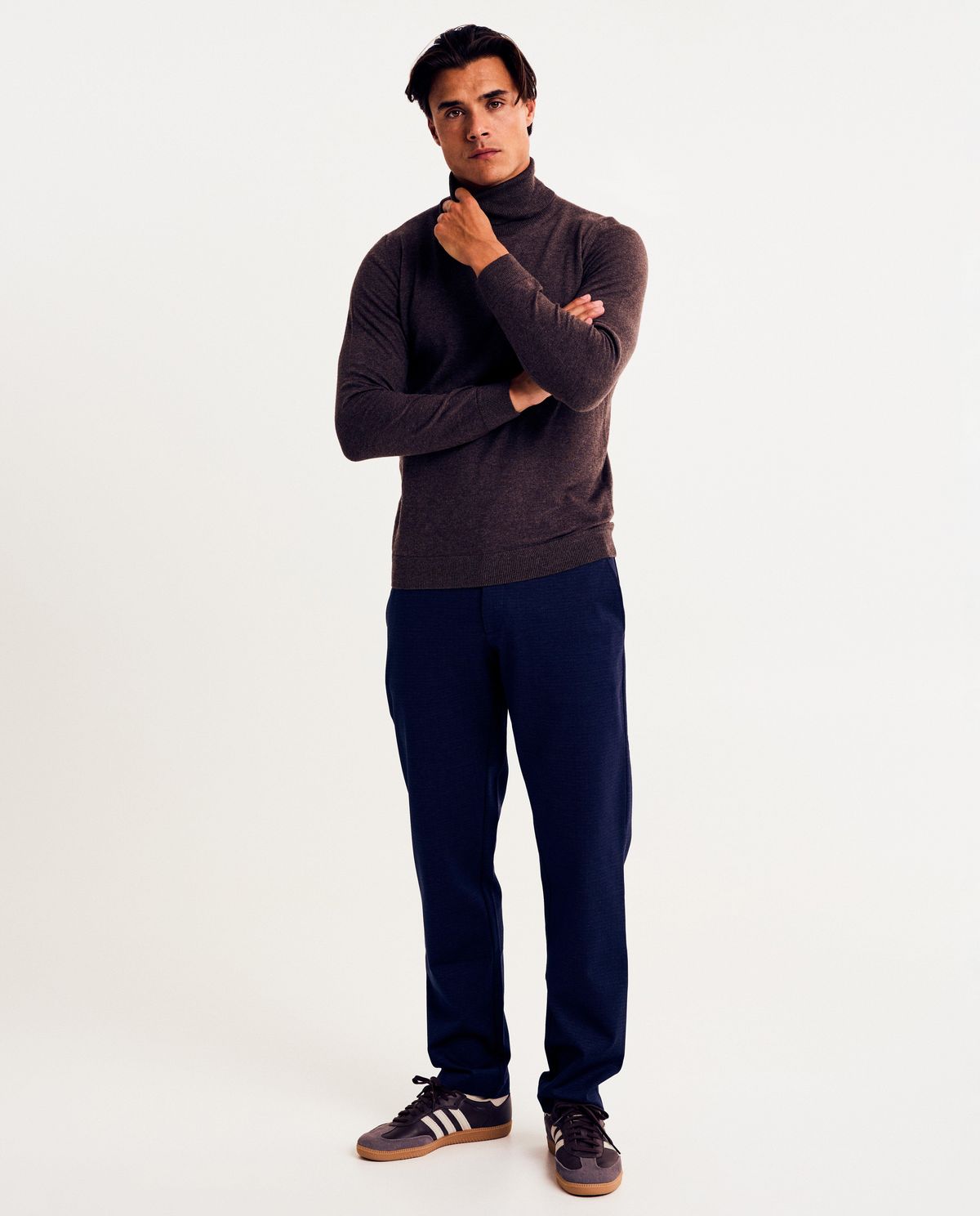 Donkerblauwe broek, slim fit