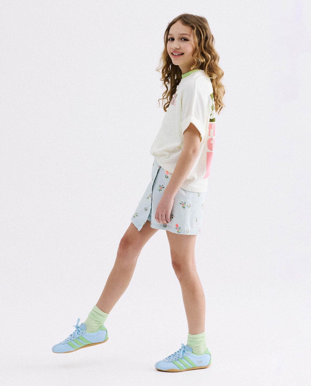 Skort met geborduurde bloemen