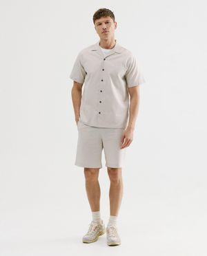 Short met textuur