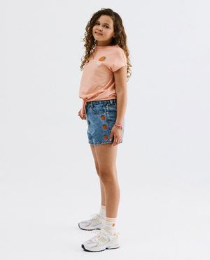 Short en jean avec fraises brod&eacute;es