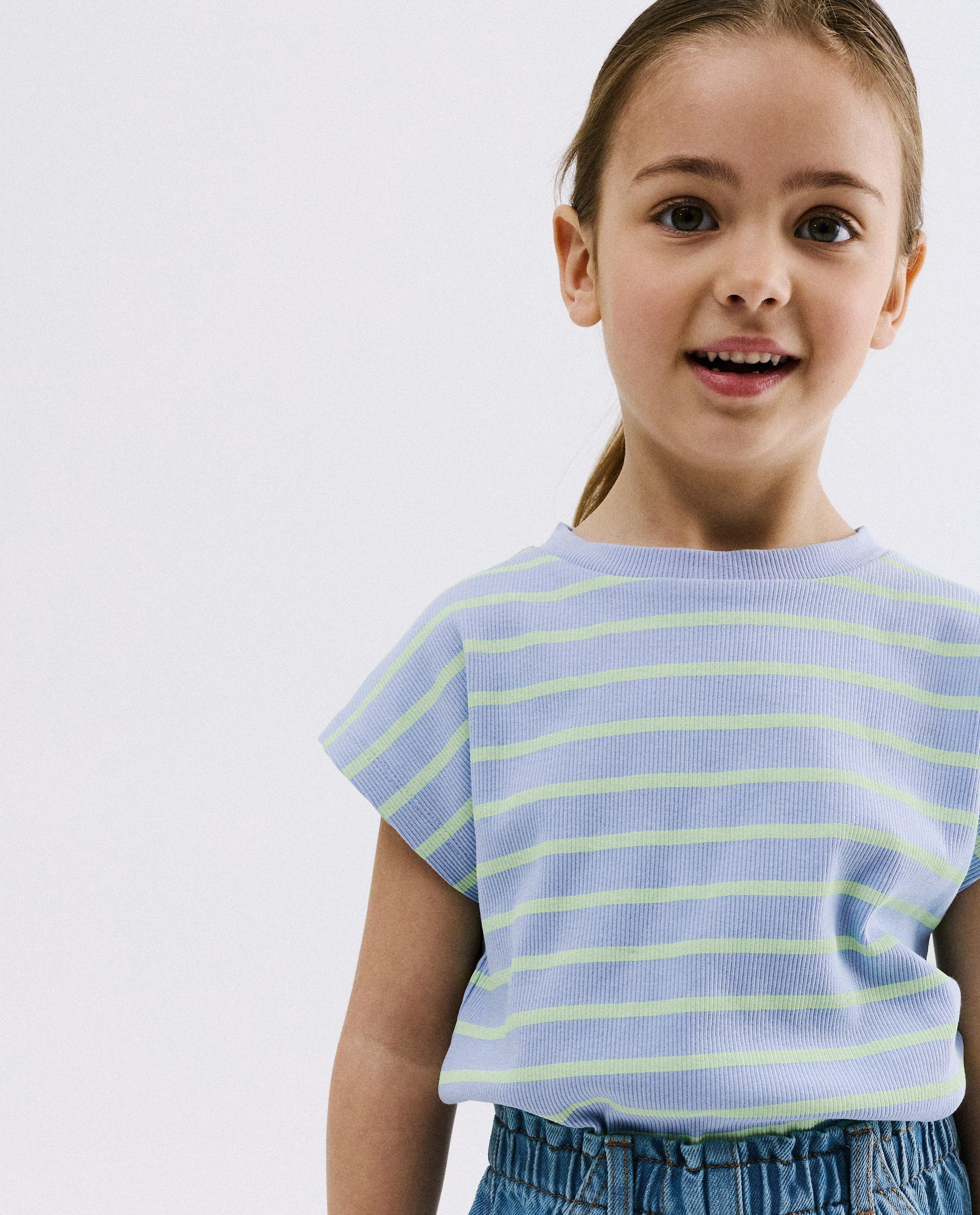 T-shirt &agrave; fines rayures, relaxed fit - Besties