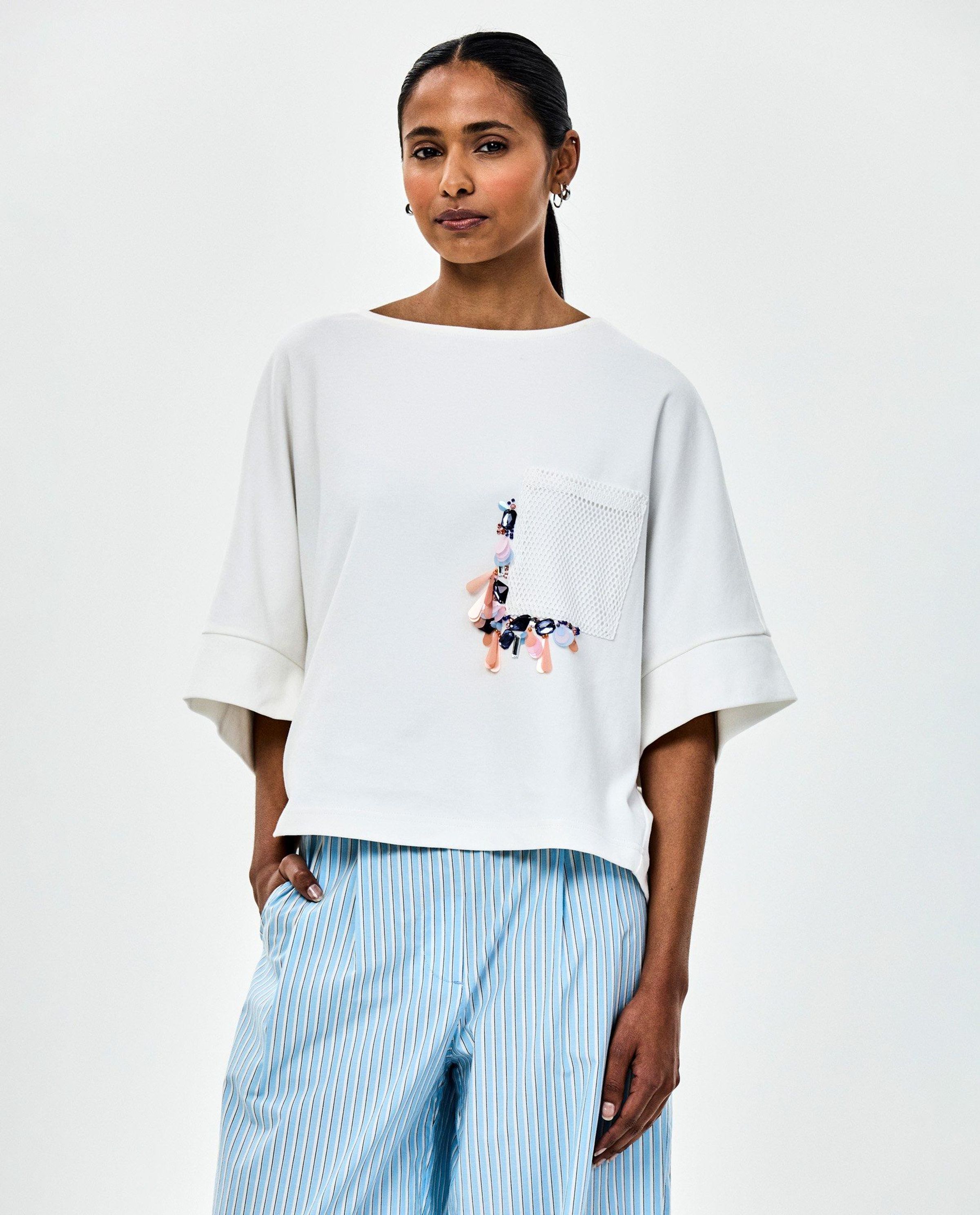 T-shirt avec fleurs brod&eacute;es - CKS Femmes