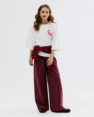 Jean bordeaux, wide leg fit