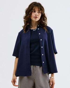 Blouse chemise bleu fonc&eacute;