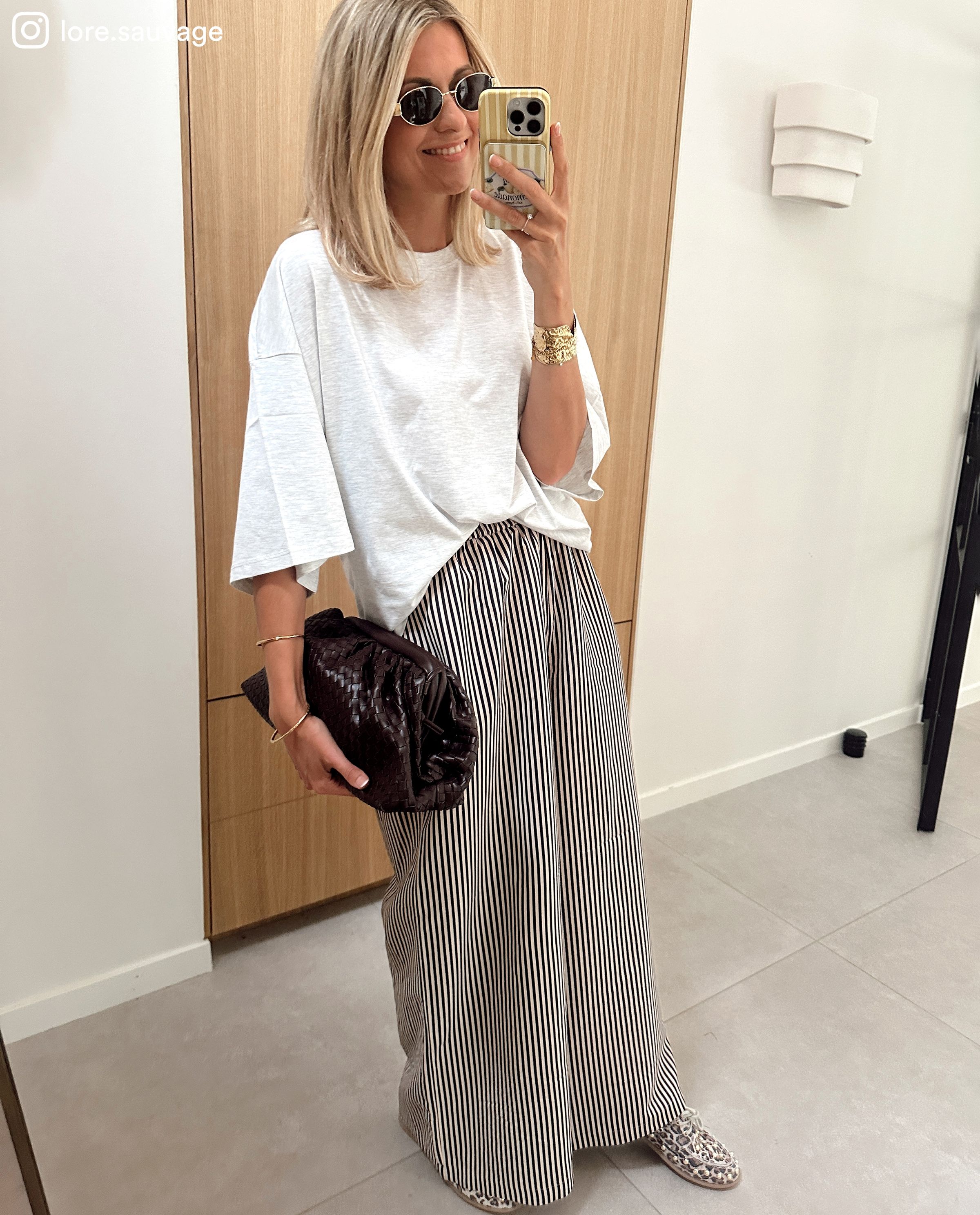 Broek met donkerblauwe strepen, extra wide fit - Sora
