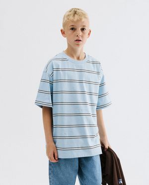 T-shirt &agrave; fines rayures, loose fit