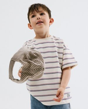 T-shirt met fijne strepen