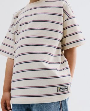 T-shirts - T-shirt met fijne strepen