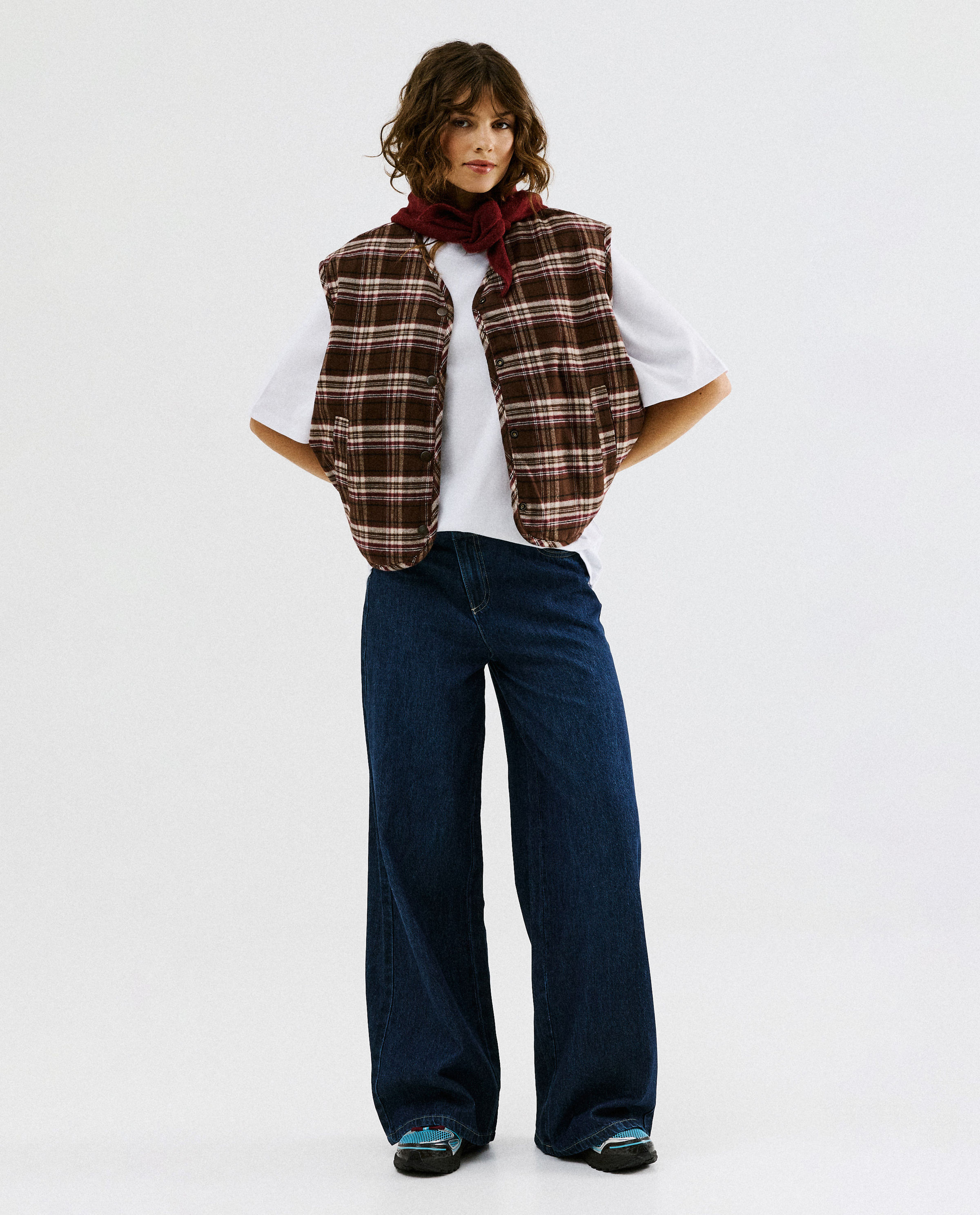 Jean bleu fonc&eacute;, wide fit, 34-46 - NICEfamily