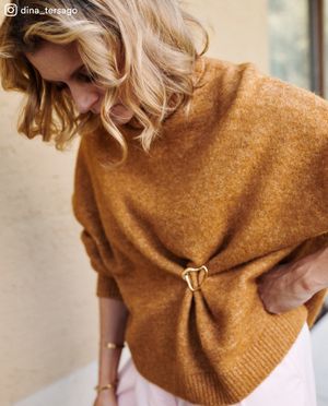 Goudkleurige broche