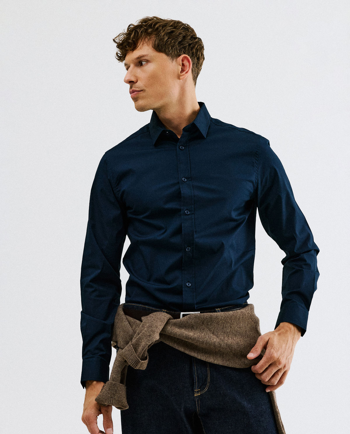 Donkerblauw hemd, slim fit
