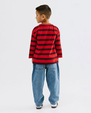 T-shirts - Longsleeve met opschrift in reli&euml;f