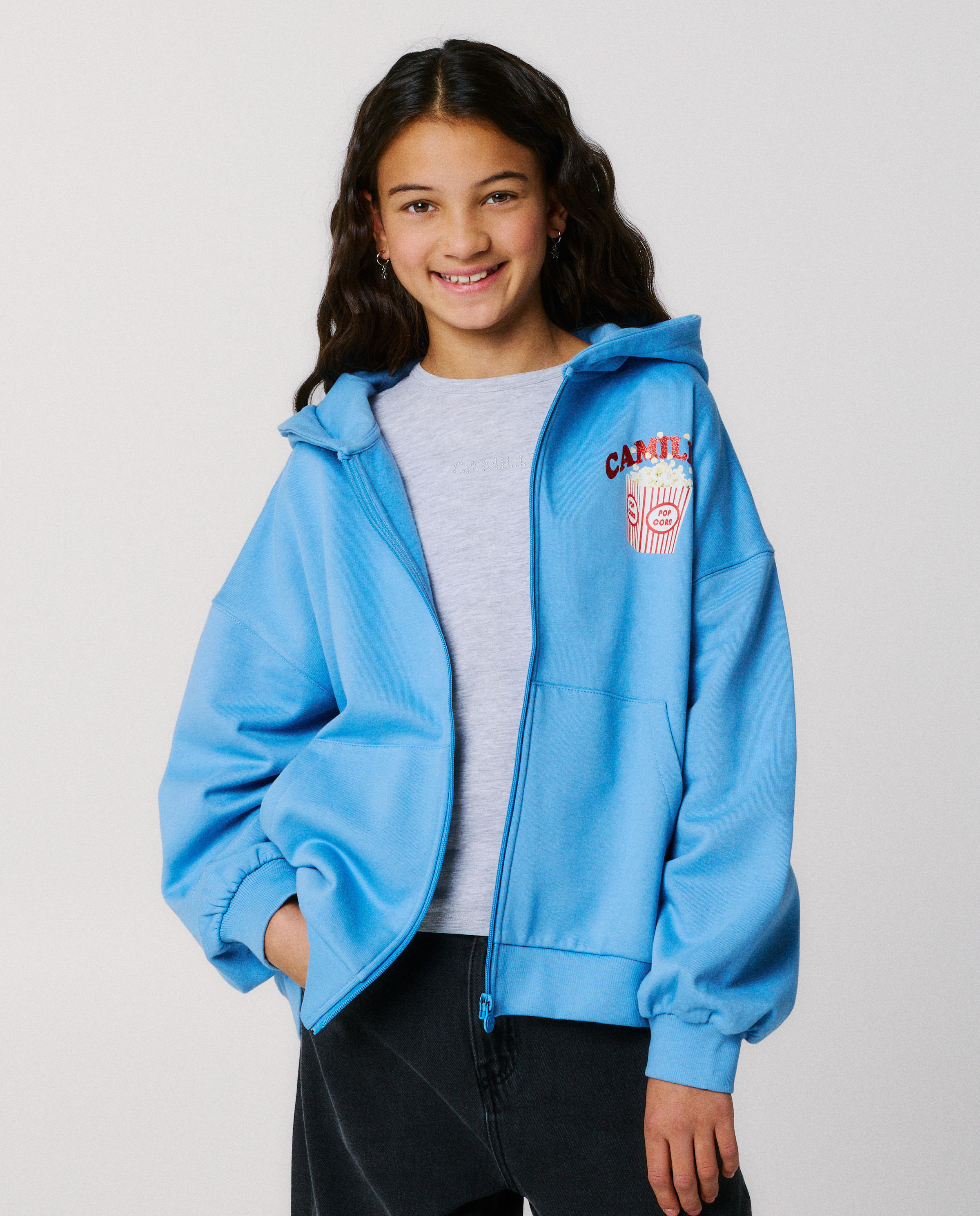 Sweatvest met backprint, 116-164 - CAMILLE x JBC