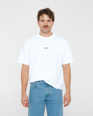 T-shirts - T-shirt met geborduurd opschrift, unisex