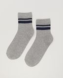 gris fonc&eacute;