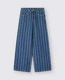 bleu fonc&eacute;