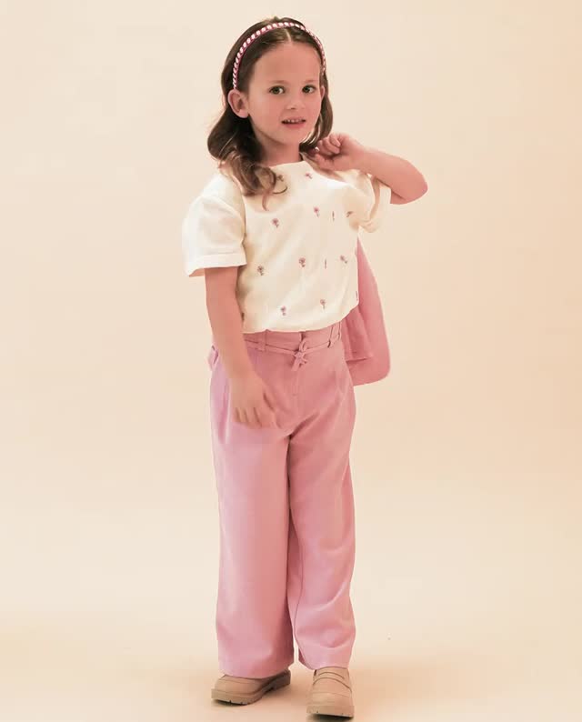 Roze broek, feest - Video - roze - thumbnail nummer 2